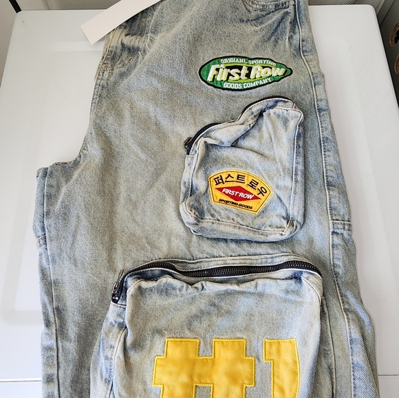 DENIM SHORTS FIRST ROW - Picture 3 of 11